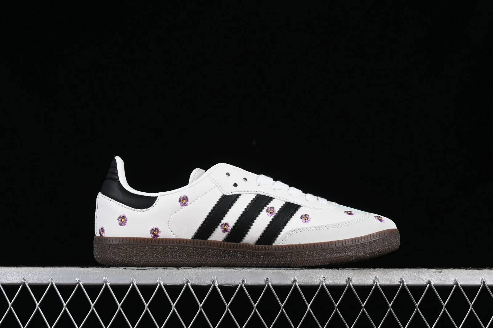 Adidas Samba OG Cloud White Embroidered Floral Core Black Gum IF4398