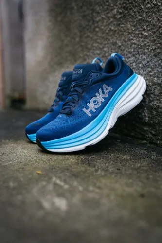 Hoka Bondi 8 Outer Space / All Aboard