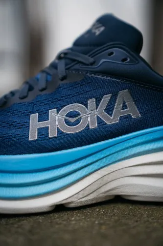 Hoka Bondi 8 Outer Space / All Aboard