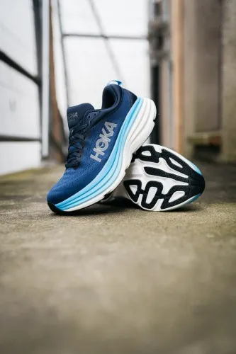 Hoka Bondi 8 Outer Space / All Aboard