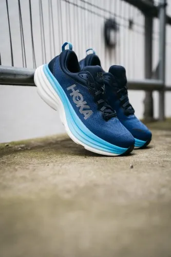 Hoka Bondi 8 Outer Space / All Aboard