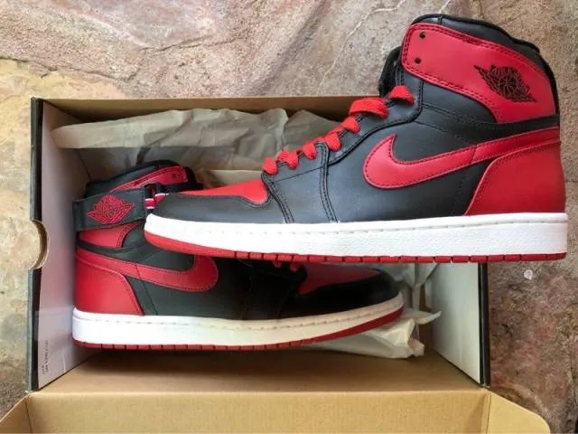 Nike air jordan 1 bred high strap 2008 banned.