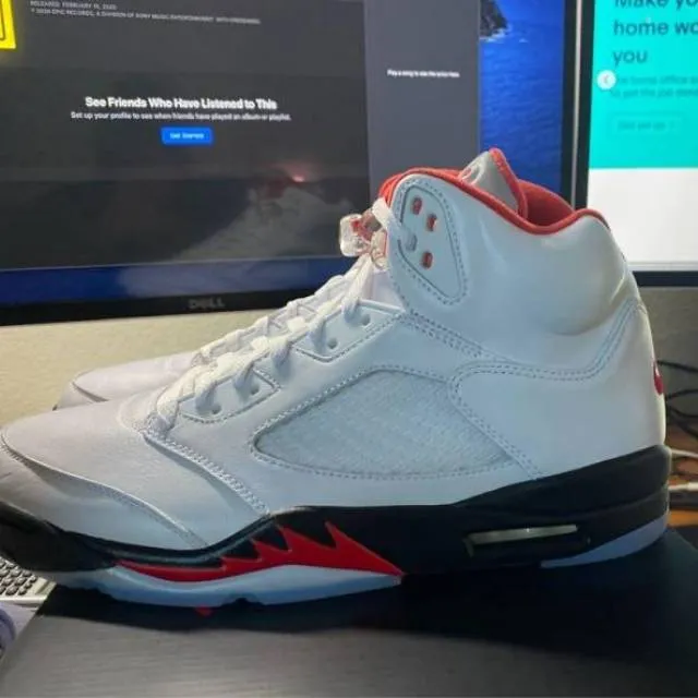 Nike air jordan 5 2020 fire red