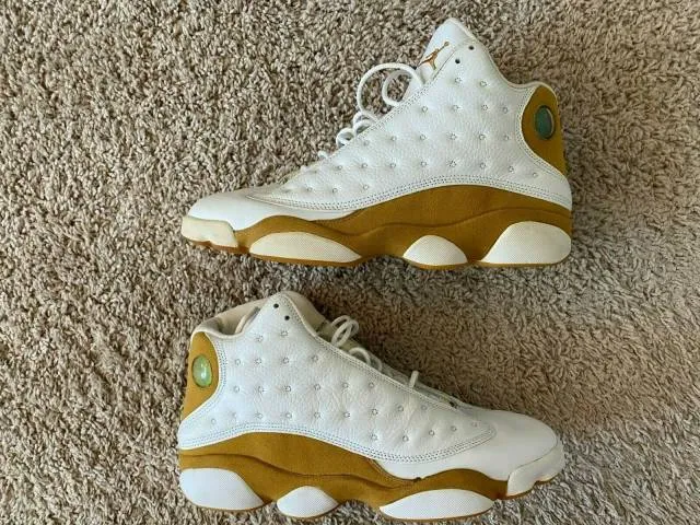 Nike air jordan retro 13 wheat 2004 og white/ wheat 309259-171 size 10.5