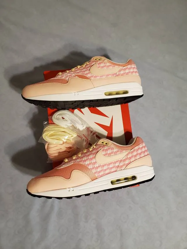 Nike air max 1 strawberry lemonade