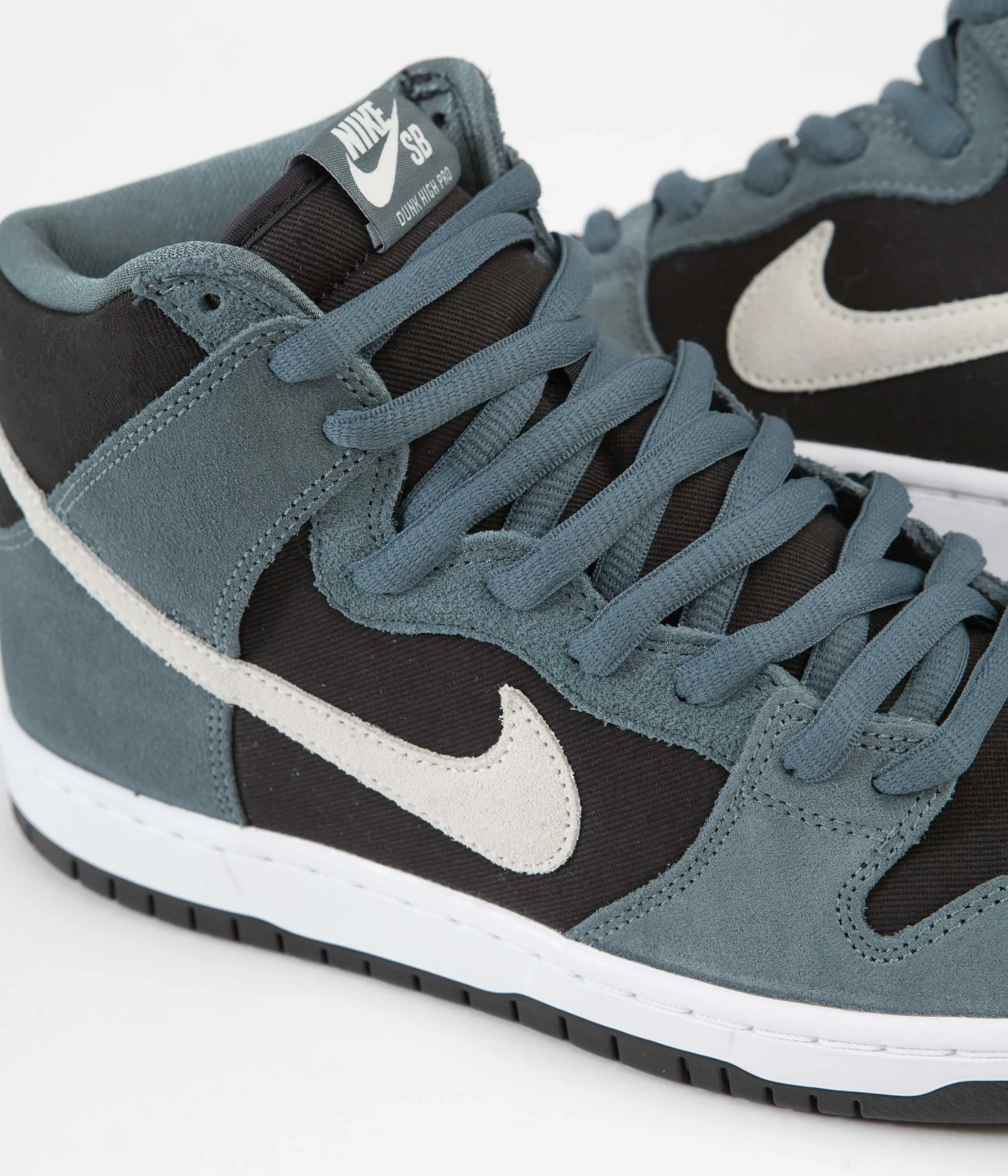 Nike SB Dunk High Pro Shoes - Mineral Slate / Sail - Black - White