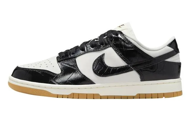 Nike Women's Dunk Low LX (Black Croc/ Phantom/ Black/ Sa...