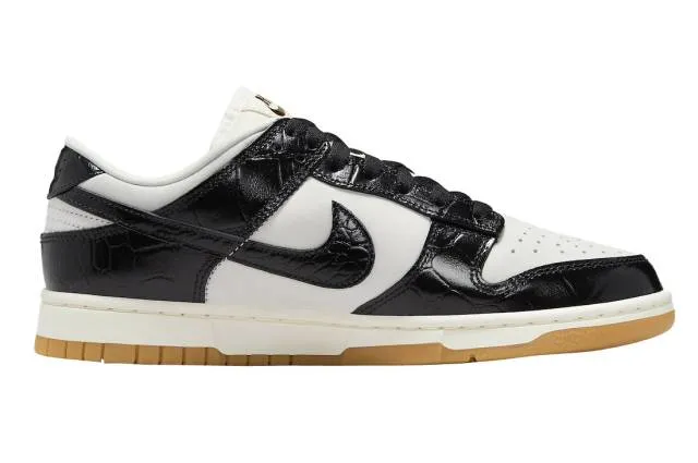 Nike Women's Dunk Low LX (Black Croc/ Phantom/ Black/ Sa...