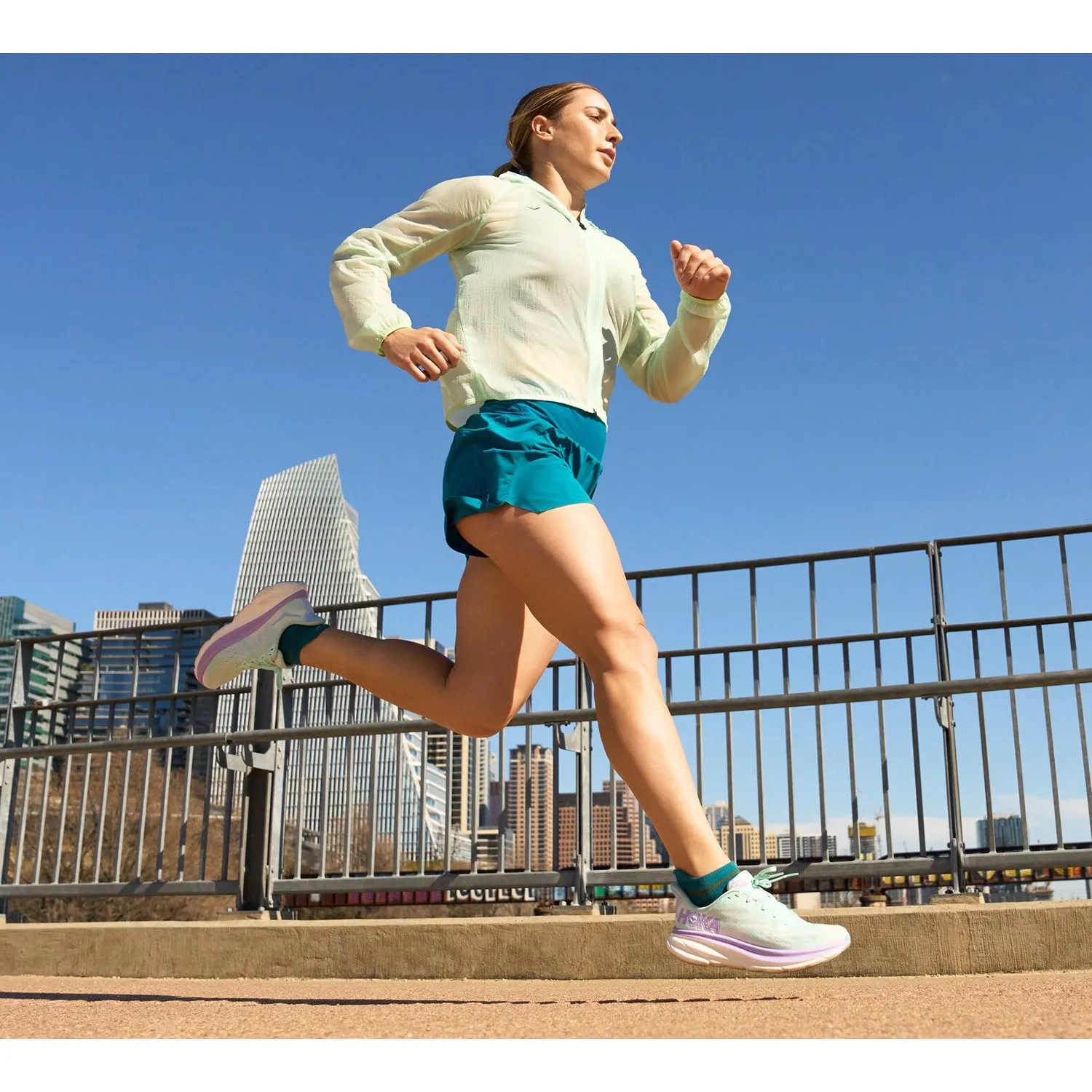 Women's Hoka Clifton 9 Raspberry/Strawberry Mesh